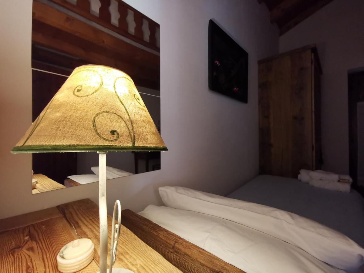 Chalet Lullaby Fiumenero エクステリア 写真