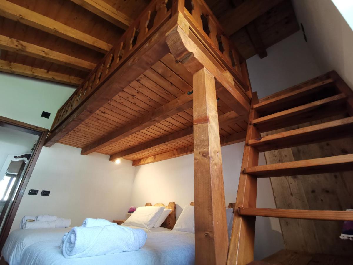 Chalet Lullaby Fiumenero エクステリア 写真